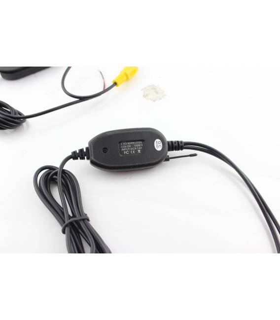 Connecteurs sans fil pour caméras et accessoires voiture